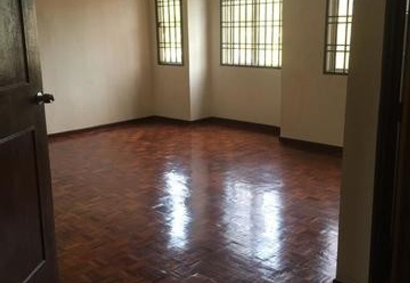 Jalan Teratai@ Bandar Indahpura Kulai@ Double Storey Terrace Huose for Sale