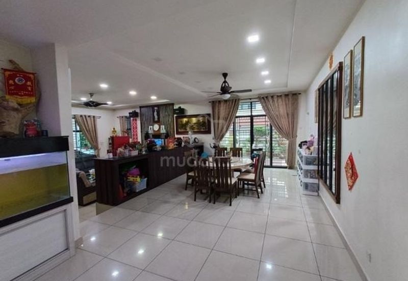 Persiaran Indahpura 36/2