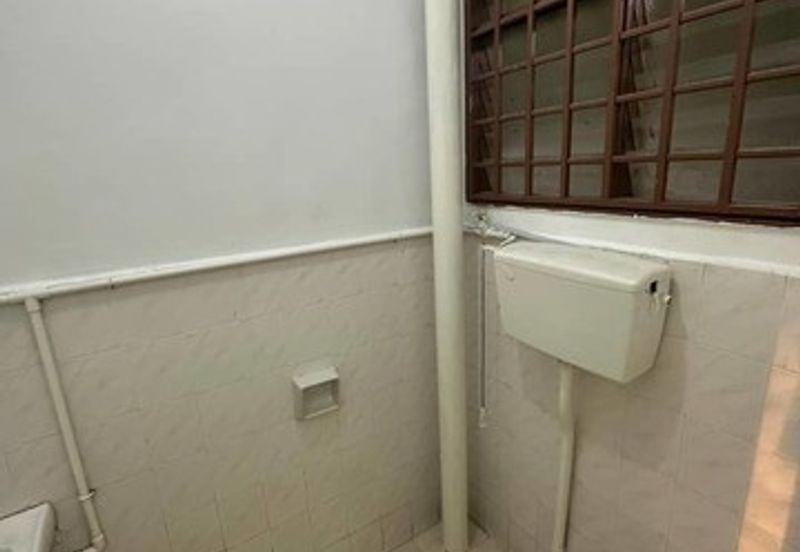 𝐊𝐮𝐥𝐚𝐢 𝐒𝐞𝐧𝐚𝐢 𝐒𝐚𝐥𝐞𝐧𝐠@ Jalan Jambu@Taman Muhibbah For Sale 