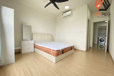 Gravit8 @ Klang South