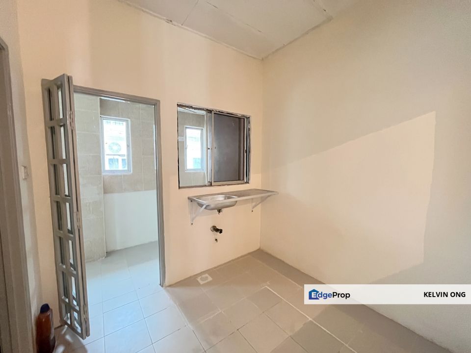 Puchong 2 Storey House 20 × 70 For Sales , Selangor, Puchong