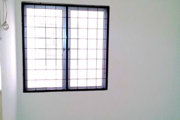 D Aman Crimson Condominium