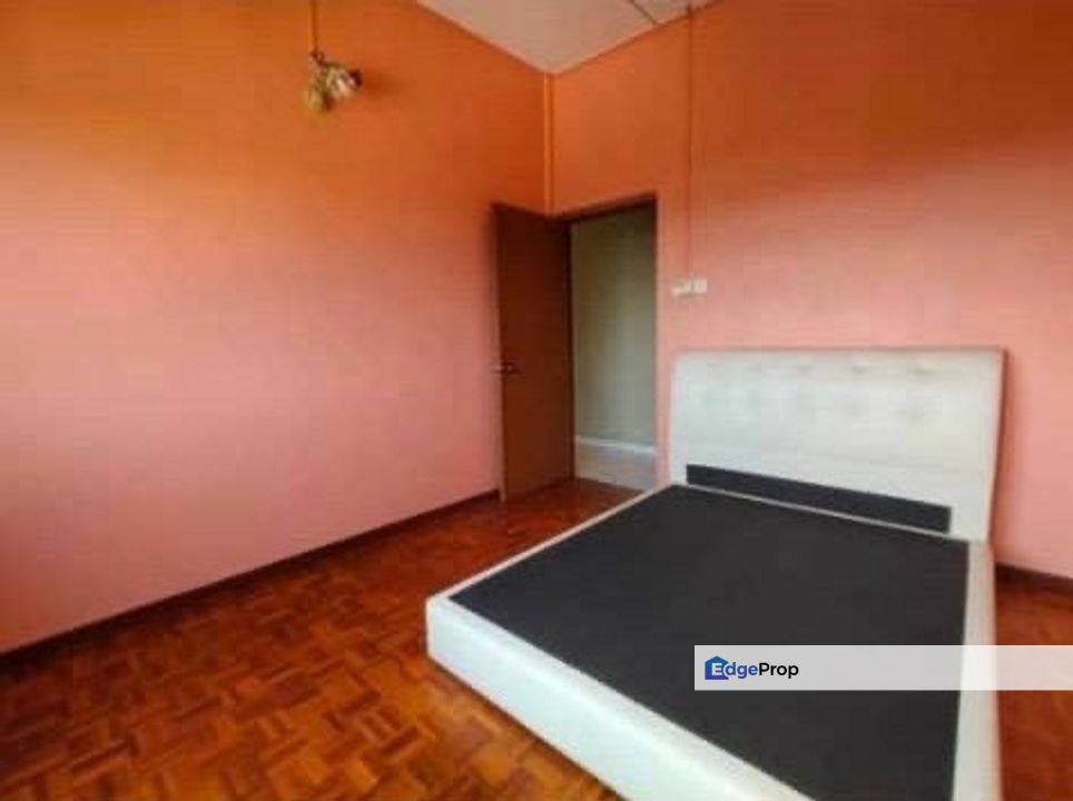 CORNER UNIT KERANJI APARTMENT SUBANG JAYA, Selangor, Subang Jaya