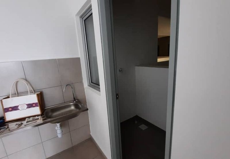 Tangerine Suites @ Sunsuria City **