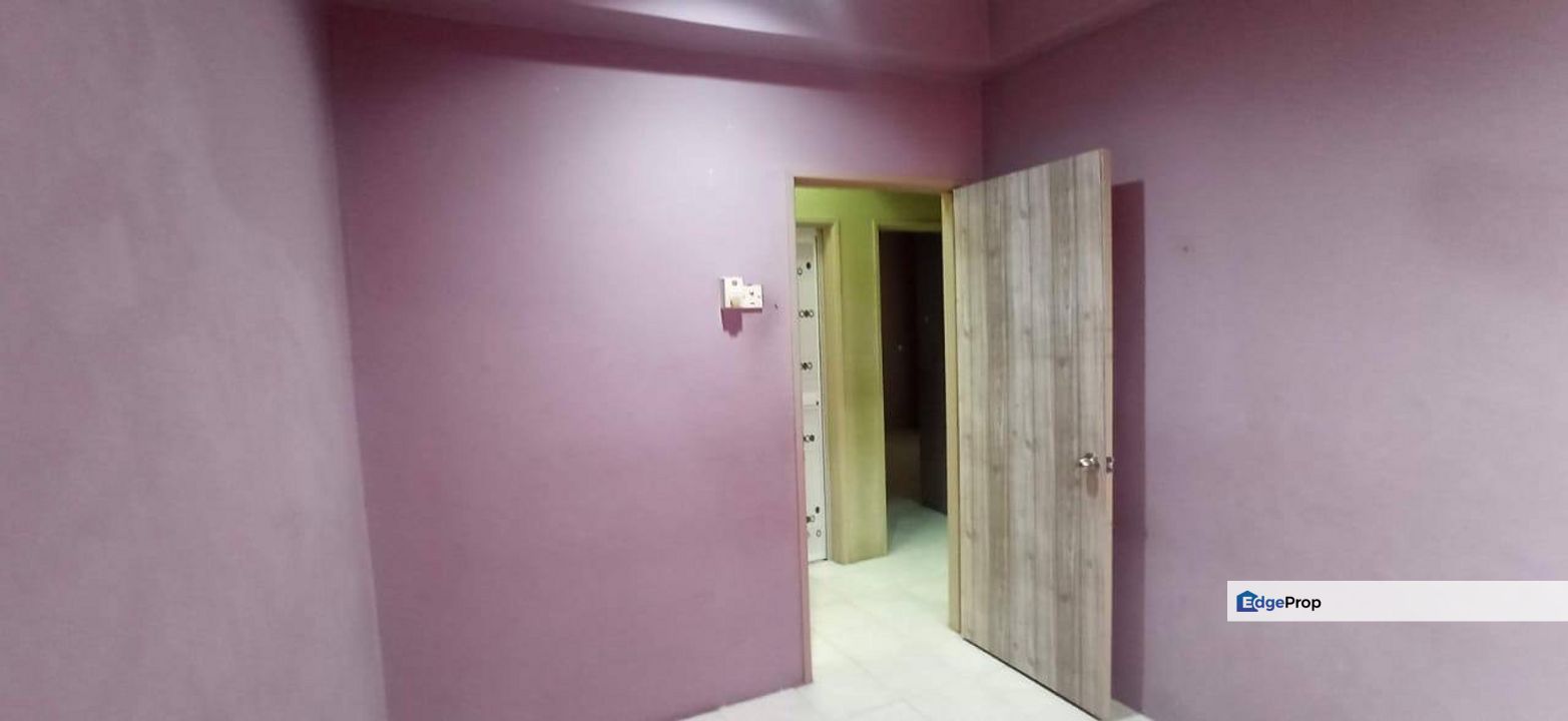 IMPIAN HEIGHTS APARTMENT PUCHONG, Selangor, Puchong