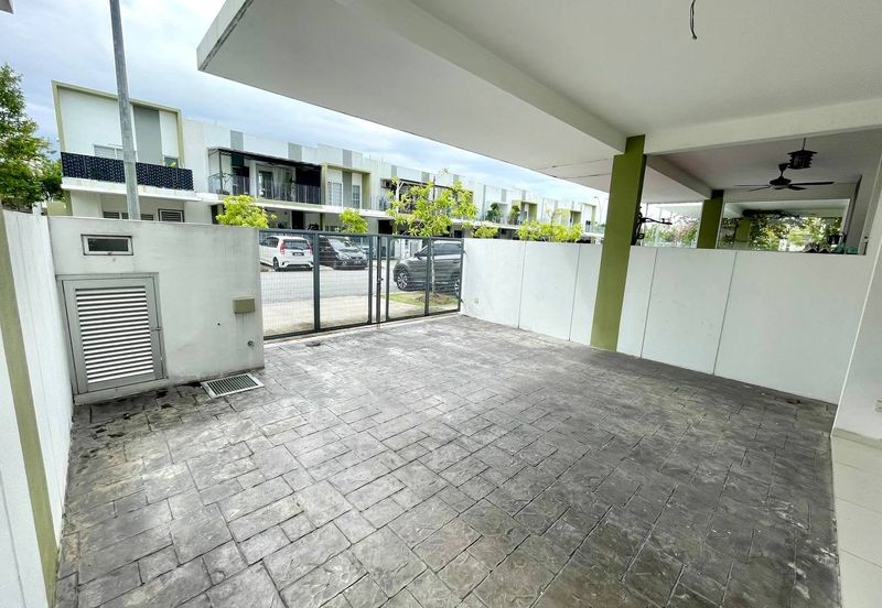 Casa Wood, CyberSouth