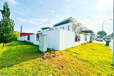 Everna @ Setia EcoHill