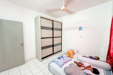 D Cahaya Apartment, Bandar Puchong Jaya