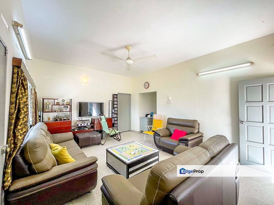 DOUBLE STOREY SEMI D | TAMAN DESA ROS KAJANG, Selangor, Kajang