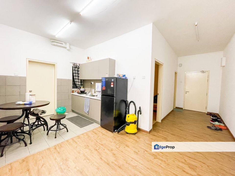 RENOVATED LAKEFRONT HOMES CONDO | CYBERJAYA, Selangor, Cyberjaya