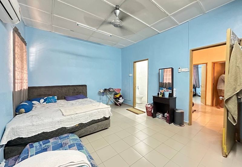 Taman Saujana Puchong