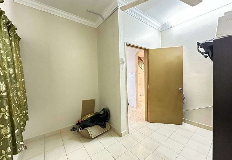 Taman Saujana Puchong