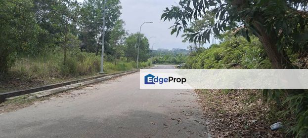 Flat Land (Good location and opposite shop). Kajang for rent, Selangor, Kajang