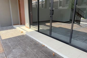 Aurora Resort Villas