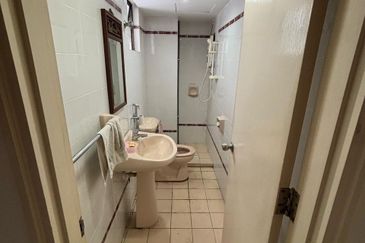 Ehsan Ria Condominium