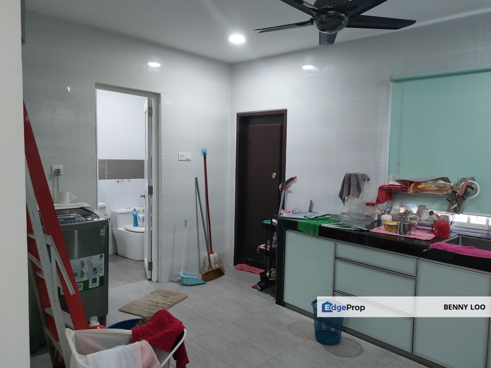 Taman Amanputra Renovated 2 Storey Terrace House For Sale, Selangor, Puchong South