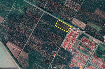 Potential Development Land For Sale in Tanjong Karang, Kuala Selangor