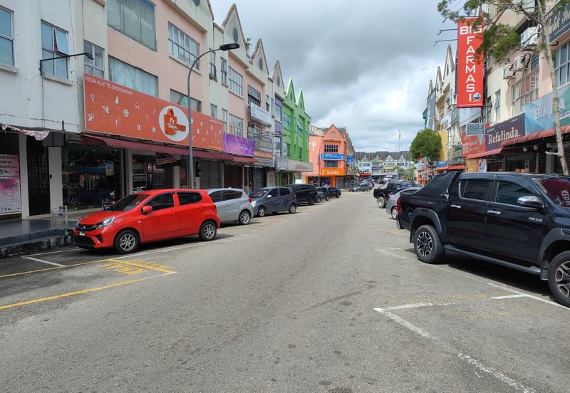 3 Storey Shop Lot For Sale at Bus Terminal Temerloh
