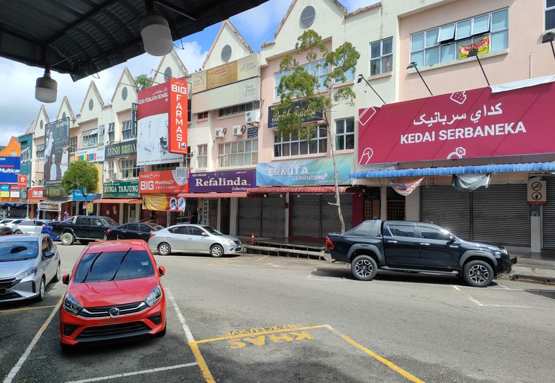 3 Storey Shop Lot For Sale at Bus Terminal Temerloh