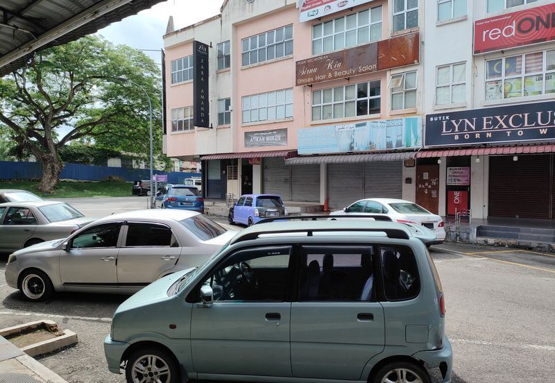 3 Storey Shop Lot For Sale at Bus Terminal Temerloh