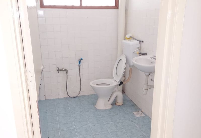 Taman Kinrara Seksyen 2