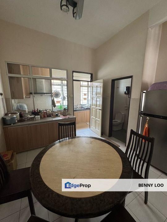 Lake Vista Taman Tasik Prima Puchong 2.5 storey terrace house for sale, Selangor, Puchong