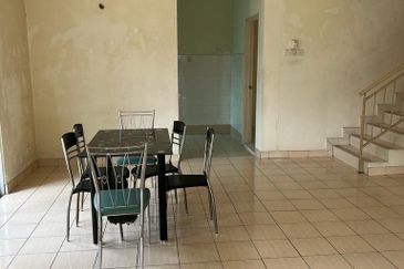 Pusat Bandar Putra Permai