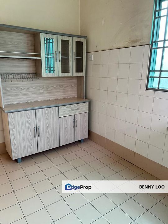 Bandar Putra Permai Seri Kembangan The Eminence 2.5 Storey House End Lot For Sale , Selangor, Seri Kembangan