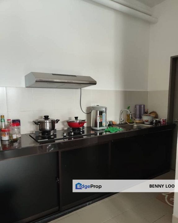 SOHO Trio Permai  Seri Kembangan Taman Equine For Sale, Selangor, Seri Kembangan