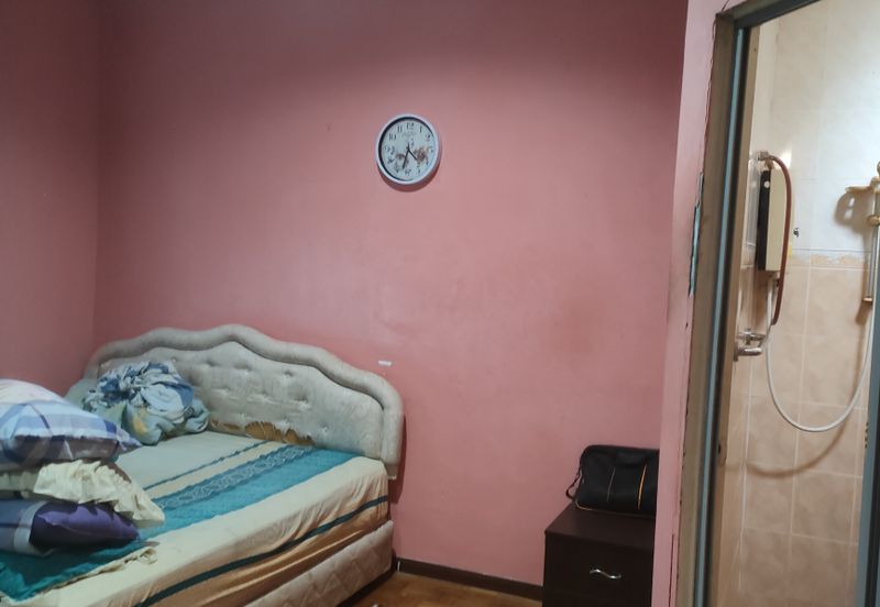 Taman Saujana Puchong