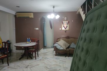 Taman Saujana Puchong