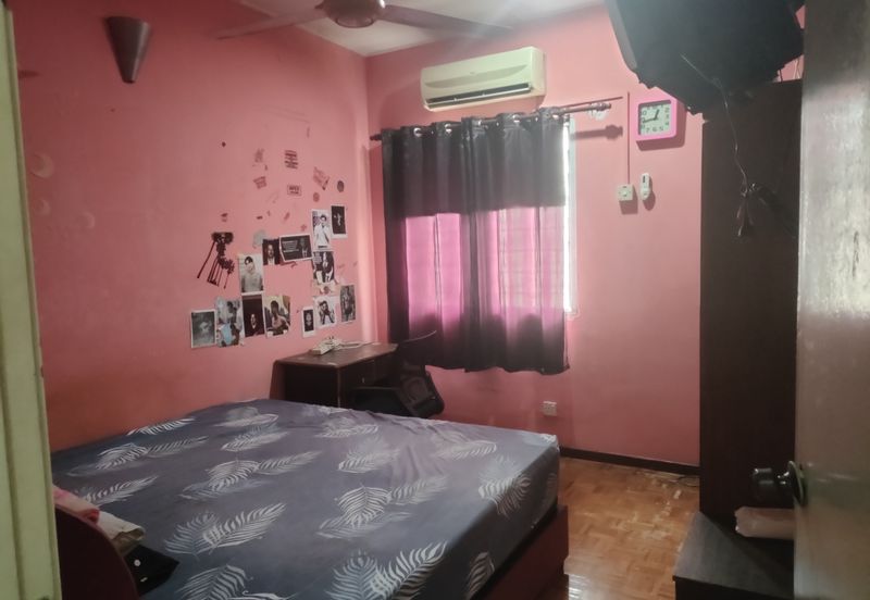 Taman Saujana Puchong