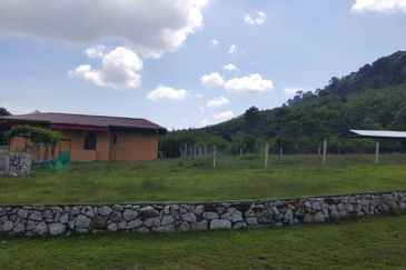 Land with building for sale in Kampung Nyior Chabang, Langkawi