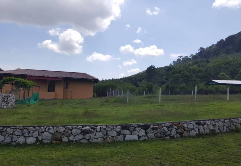 Land with building for sale in Kampung Nyior Chabang, Langkawi