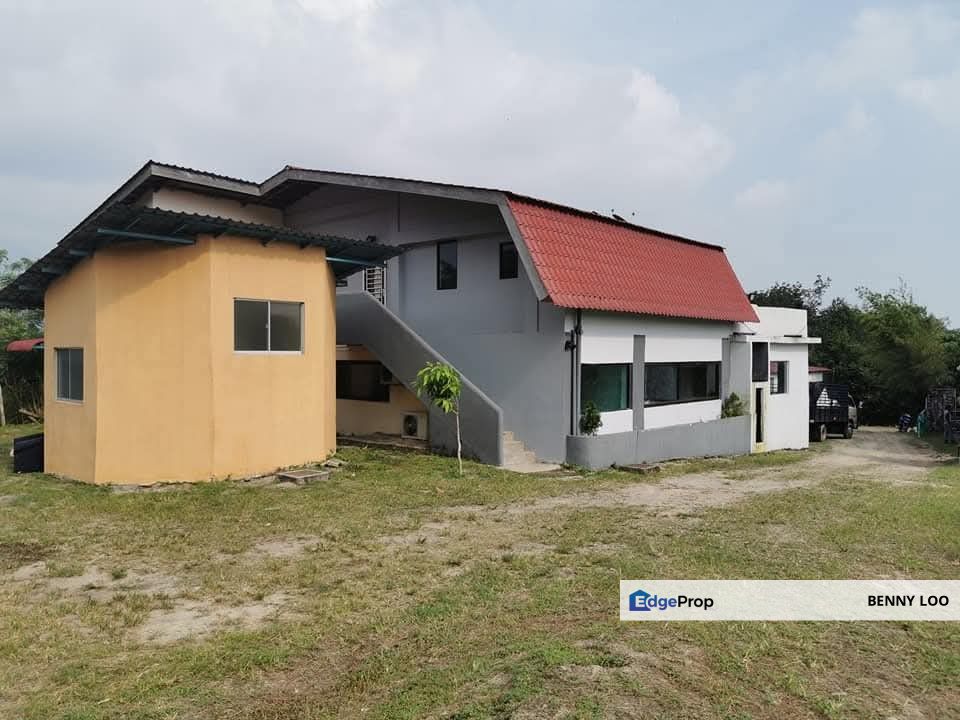 Land with building for sale in Kampung Nyior Chabang, Langkawi, Kedah, Langkawi
