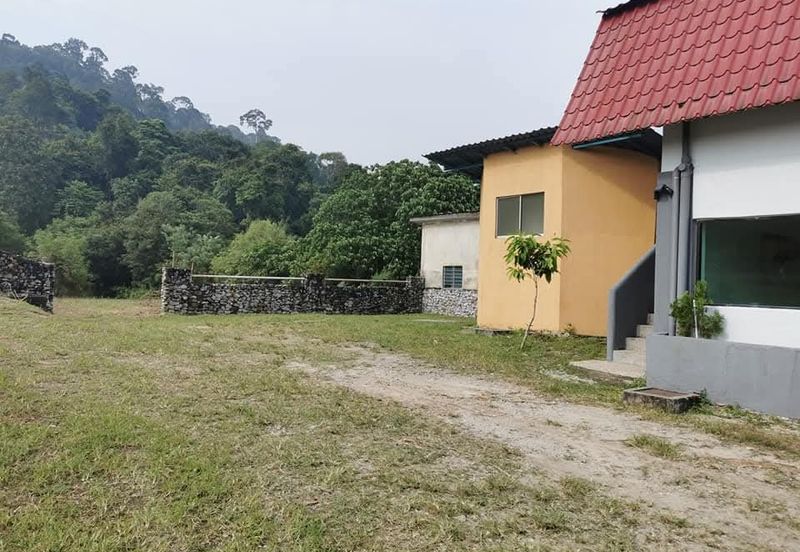 Land with building for sale in Kampung Nyior Chabang, Langkawi