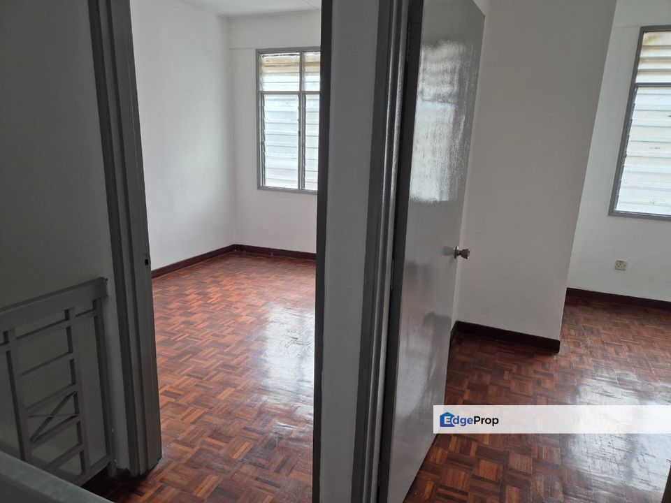 Taman Puncak Jalil PUJ6 Seri Kembangan 2 Storey Terrace House For Sale, Selangor, Seri Kembangan