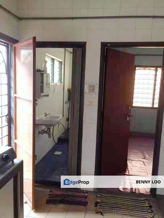 Puchong Perdana 2 Storey End Lot House , Selangor, Puchong