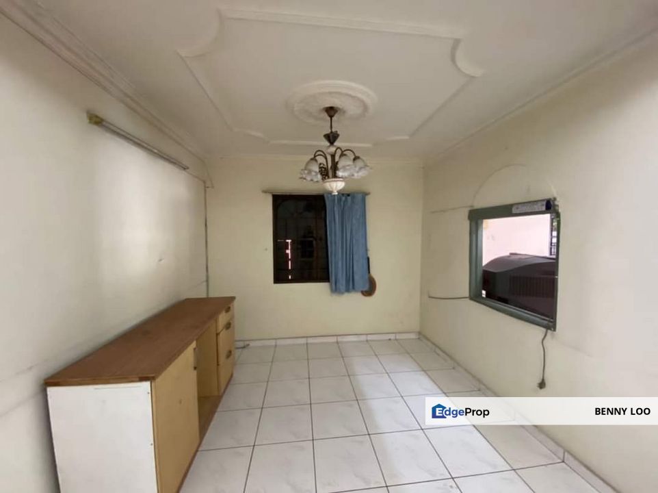 Puchong Perdana 2 Storey End Lot House , Selangor, Puchong