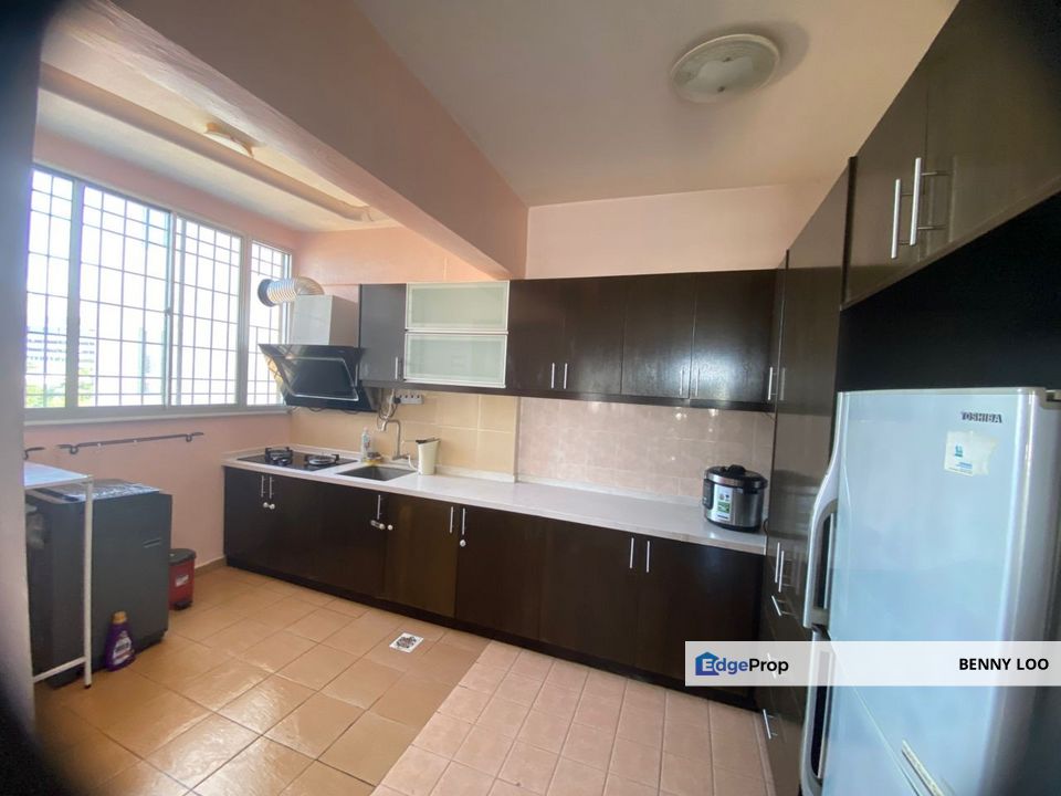 Seri Pinang Apartment Seri Kembangan For Sale, Selangor, Seri Kembangan