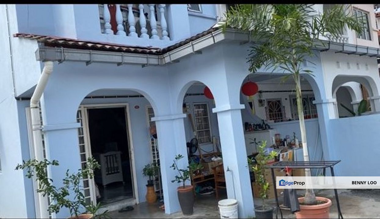Puchong Taman wawasan 2 Storey End Lot House For Sale, Selangor, Puchong