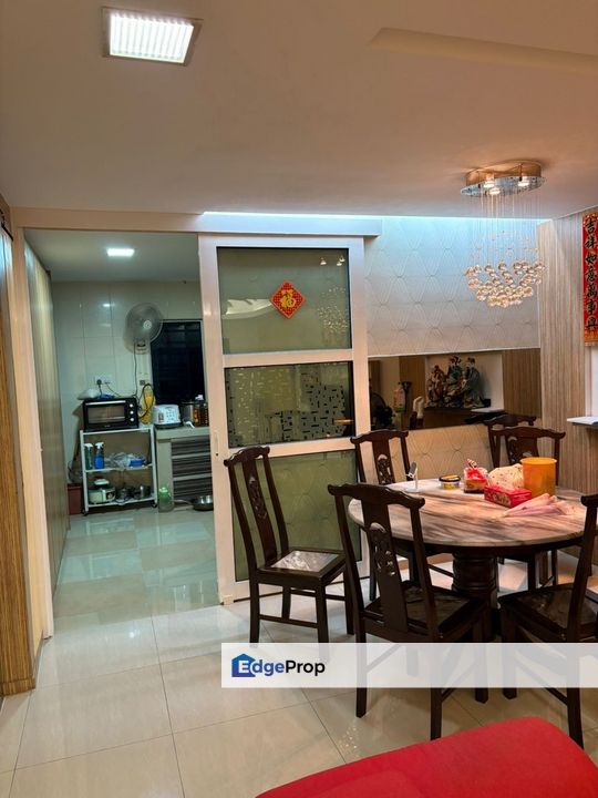 Taman Tasik Puchong Nicely Renovated 2 Storey House, Selangor, Puchong