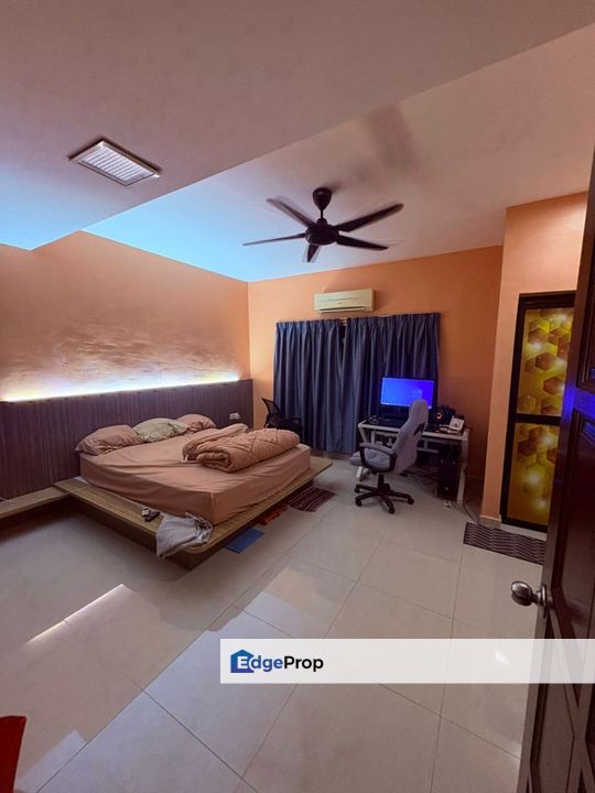 Taman Tasik Puchong Nicely Renovated 2 Storey House, Selangor, Puchong