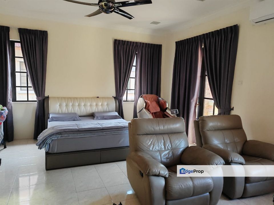 Bandar Nusaputra Well Maintained 2 Sty Semi D For Sale, Selangor, Puchong South