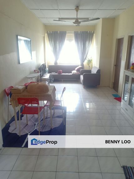 Meranti Apartment USJ Corner Unit For Sale, Selangor, USJ