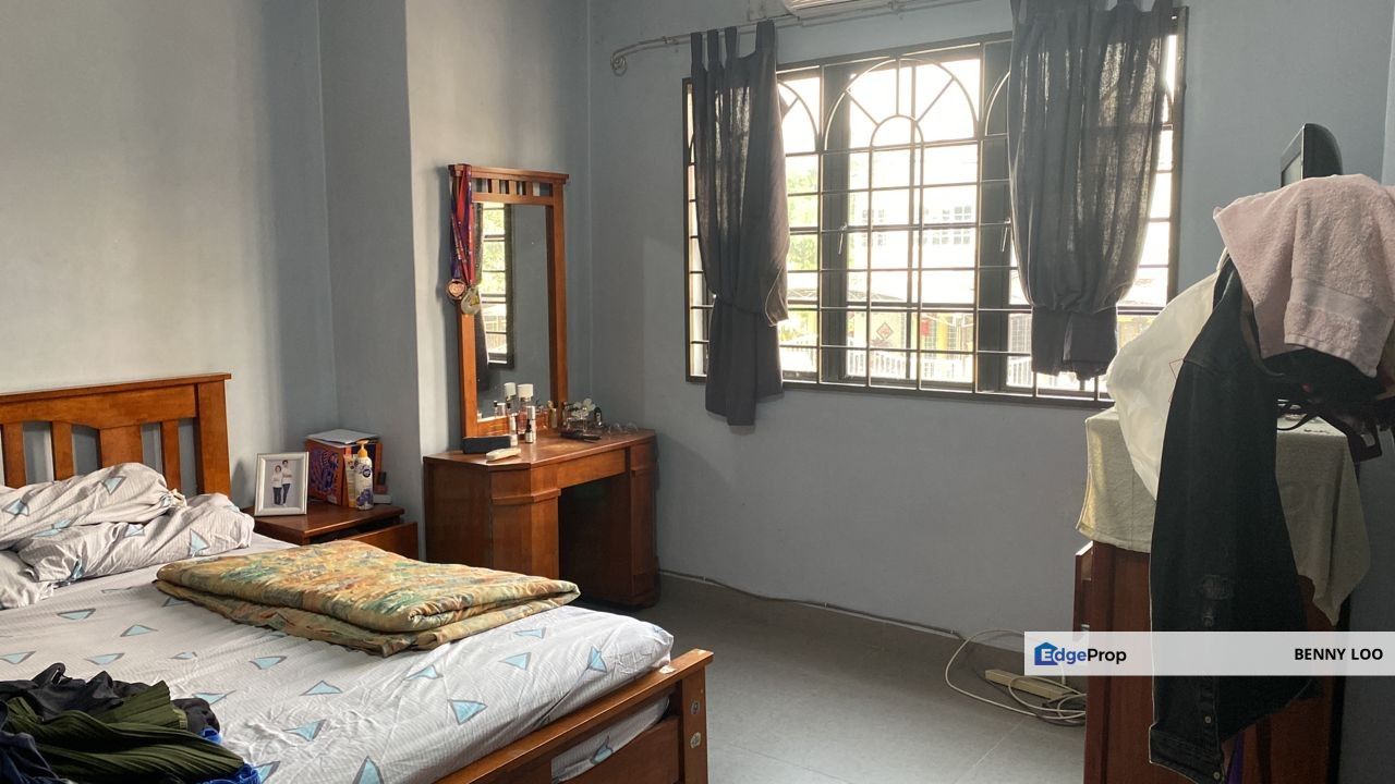 2 Storey Terrace House With Kitchen Extended For Sale, Selangor, Puchong