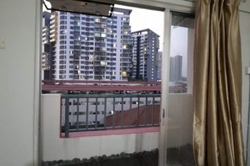 Vista Pinggiran, Taman Pinggiran Putra