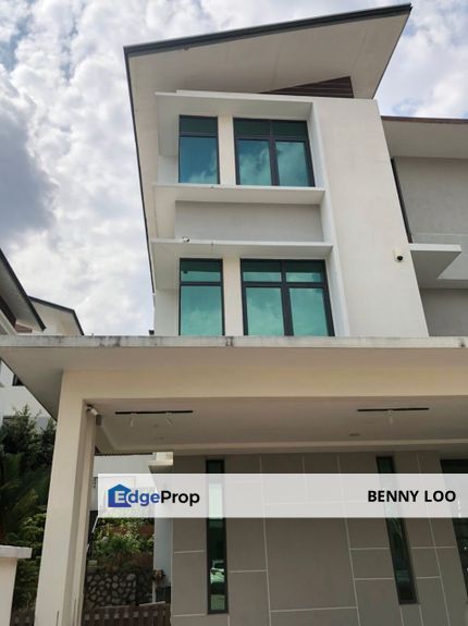 Renovated Sunway Eastwood 3 Storey Semi D For Sale, Selangor, Seri Kembangan