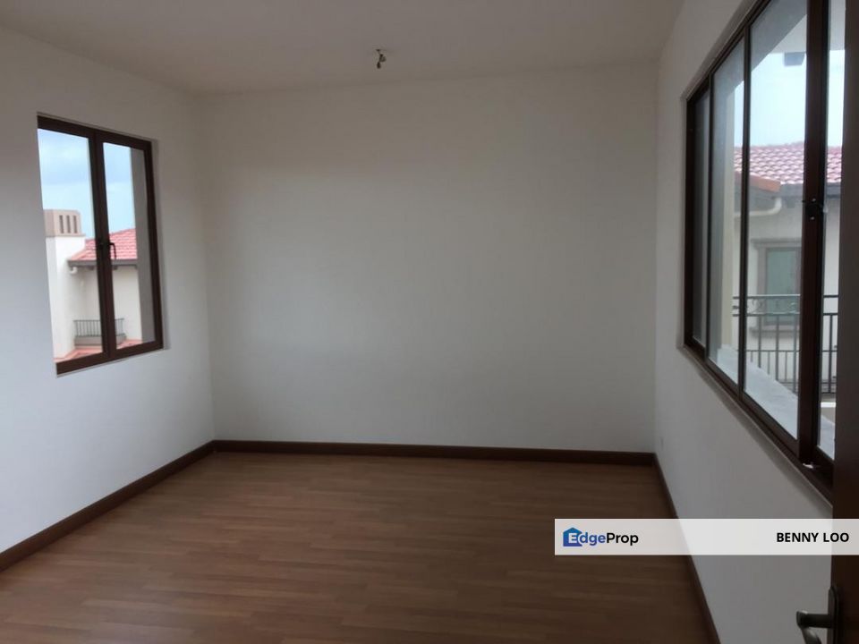 3 Storey Bungalow House Diamond City For Sale, Selangor, Semenyih