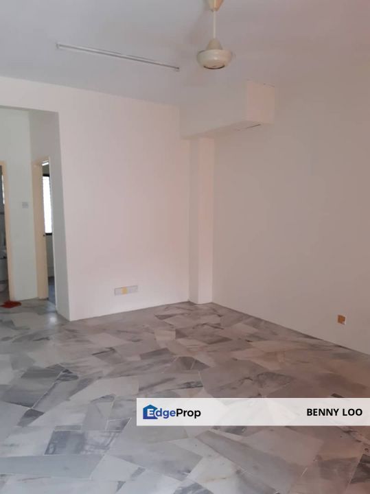 2 Stroey Terrace House For Sale Taman Wawasan, Selangor, Puchong